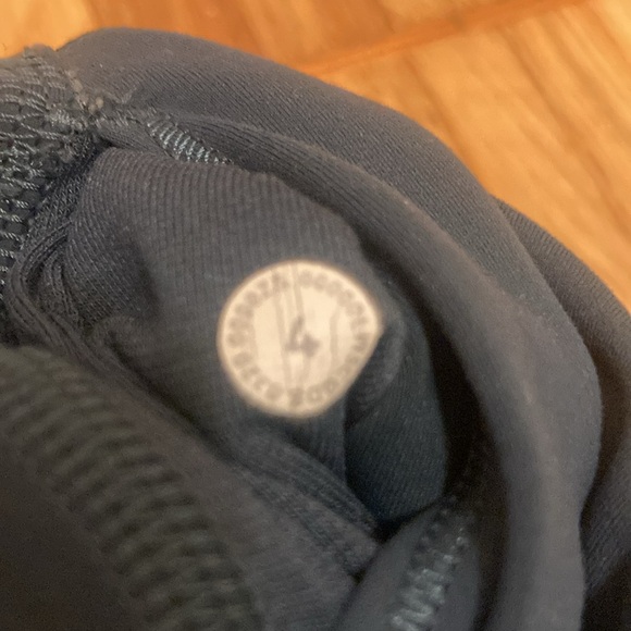 Lululemon leggings - Picture 3 of 3